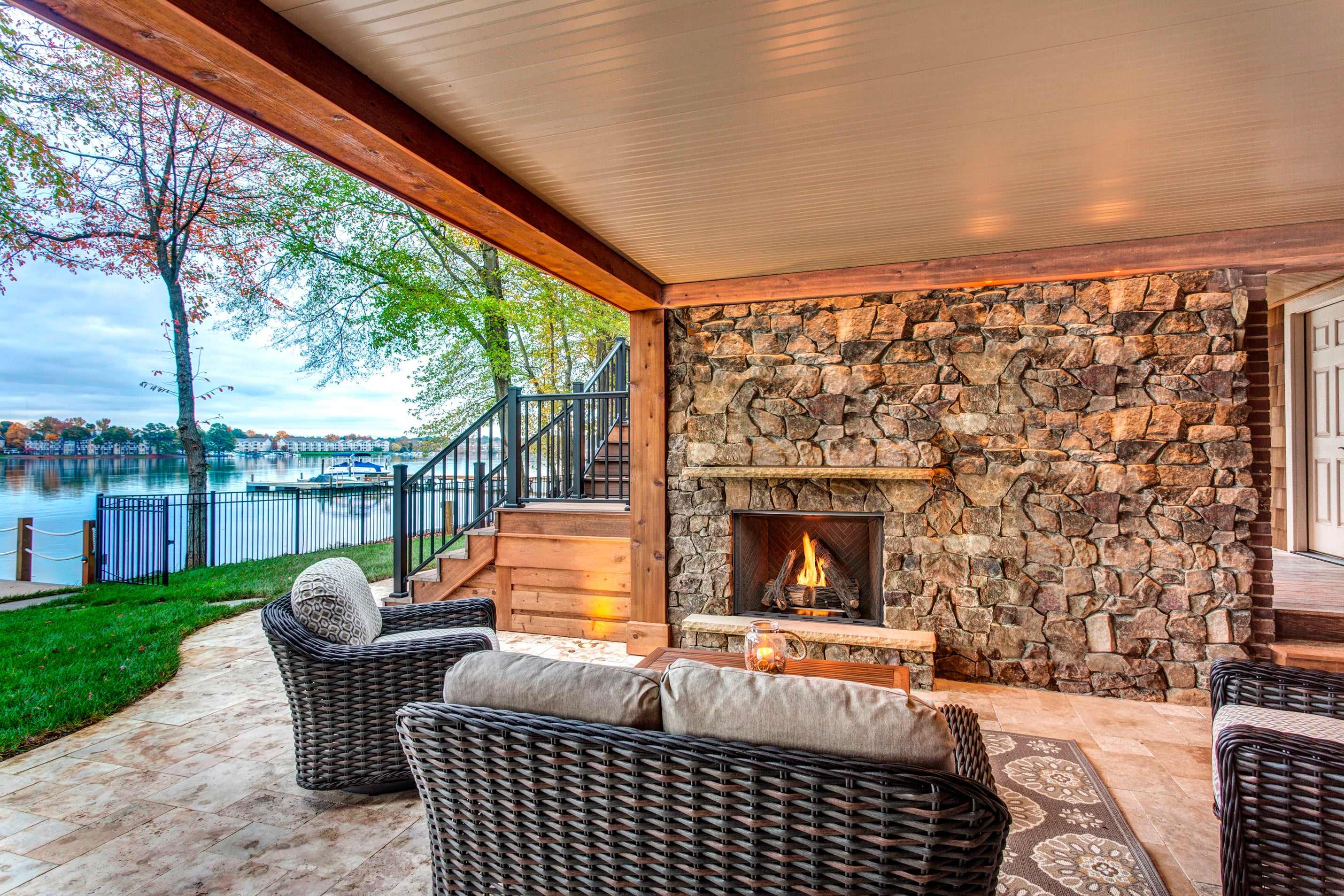 Majestic Courtyard 36 Outdoor Traditional Gas Fireplace — ODCOUG-36TS
