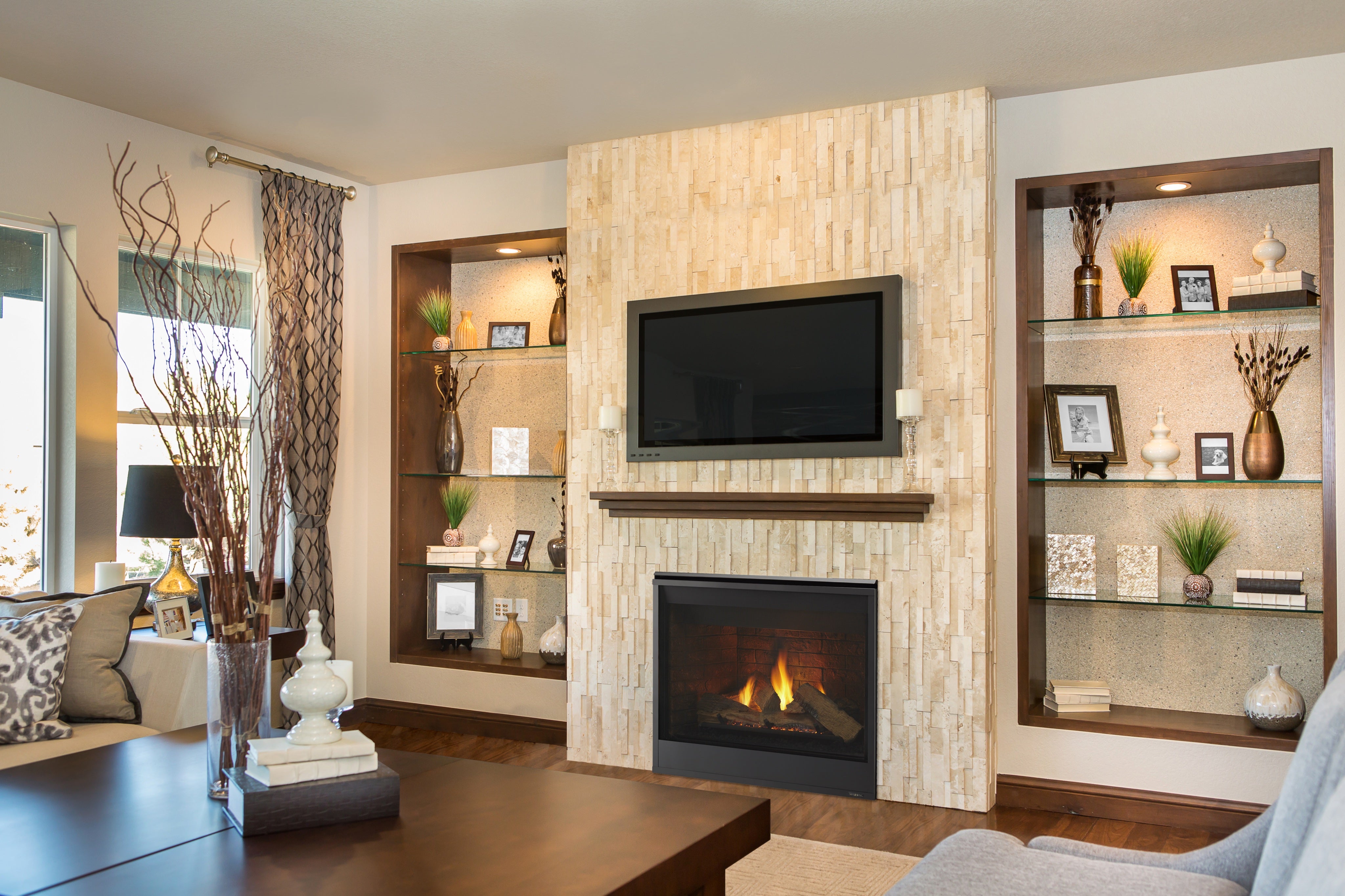 Majestic Meridian 42 Direct Vent Gas Fireplace — MER42N