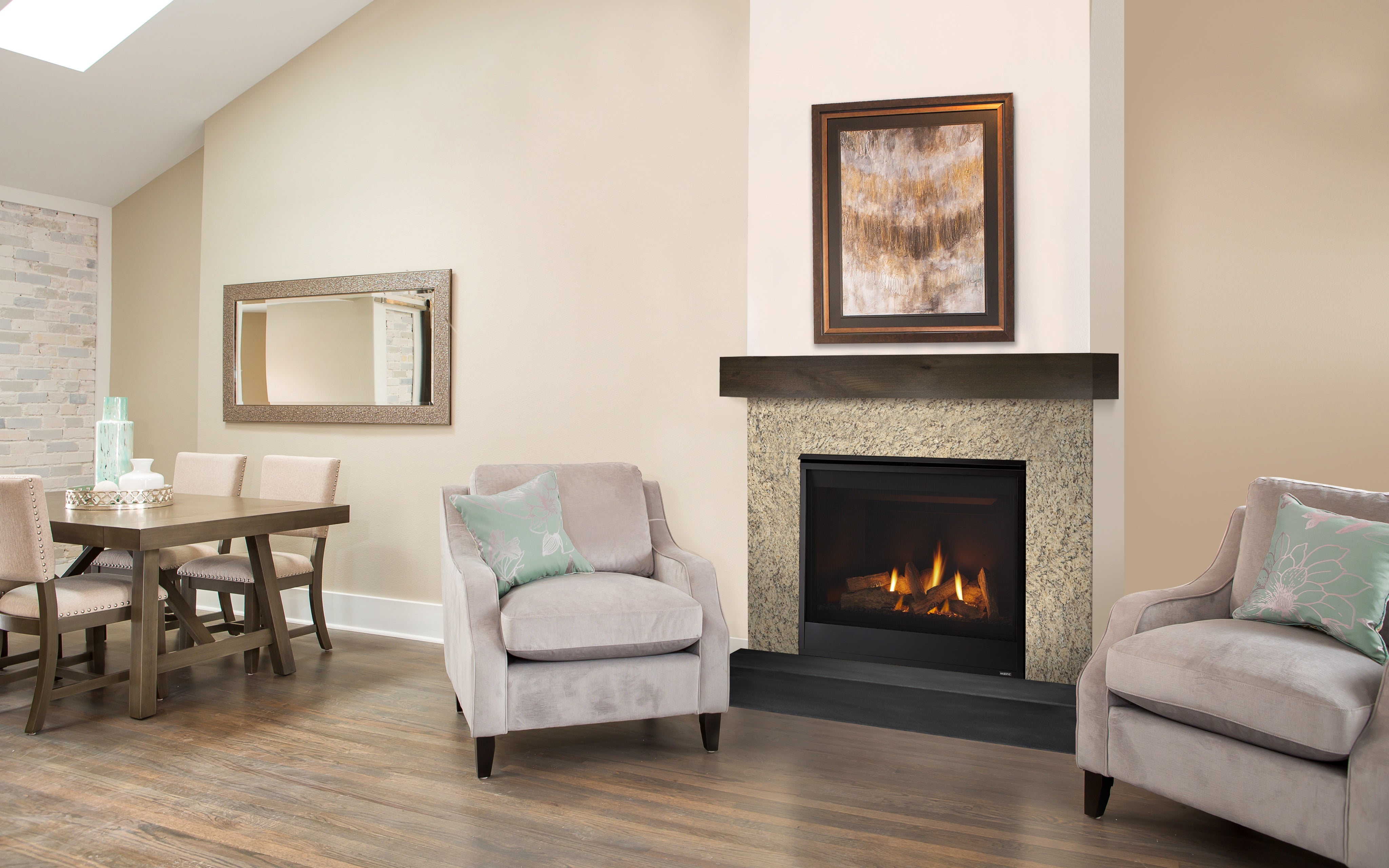 Majestic Quartz 36 Direct Vent Gas Fireplace — QUARTZ36IFTN