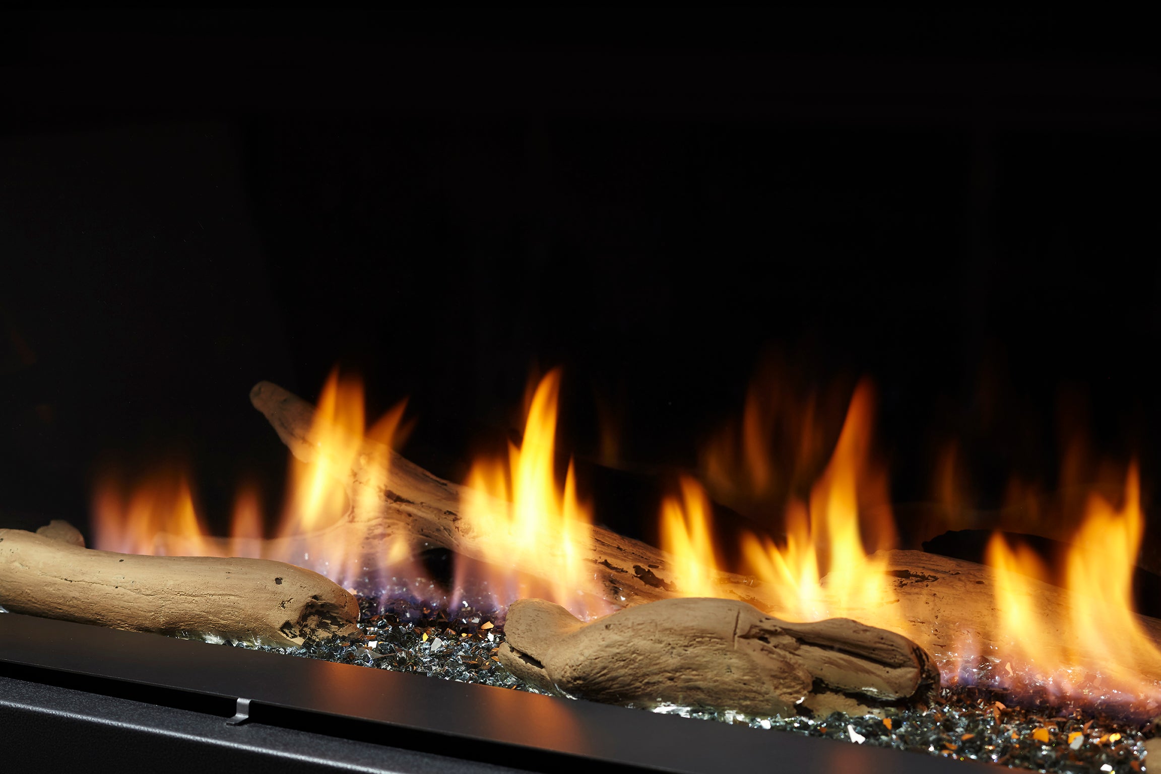 Majestic Echelon II 48 Linear Direct Vent Gas Fireplace — ECHEL48IN-C
